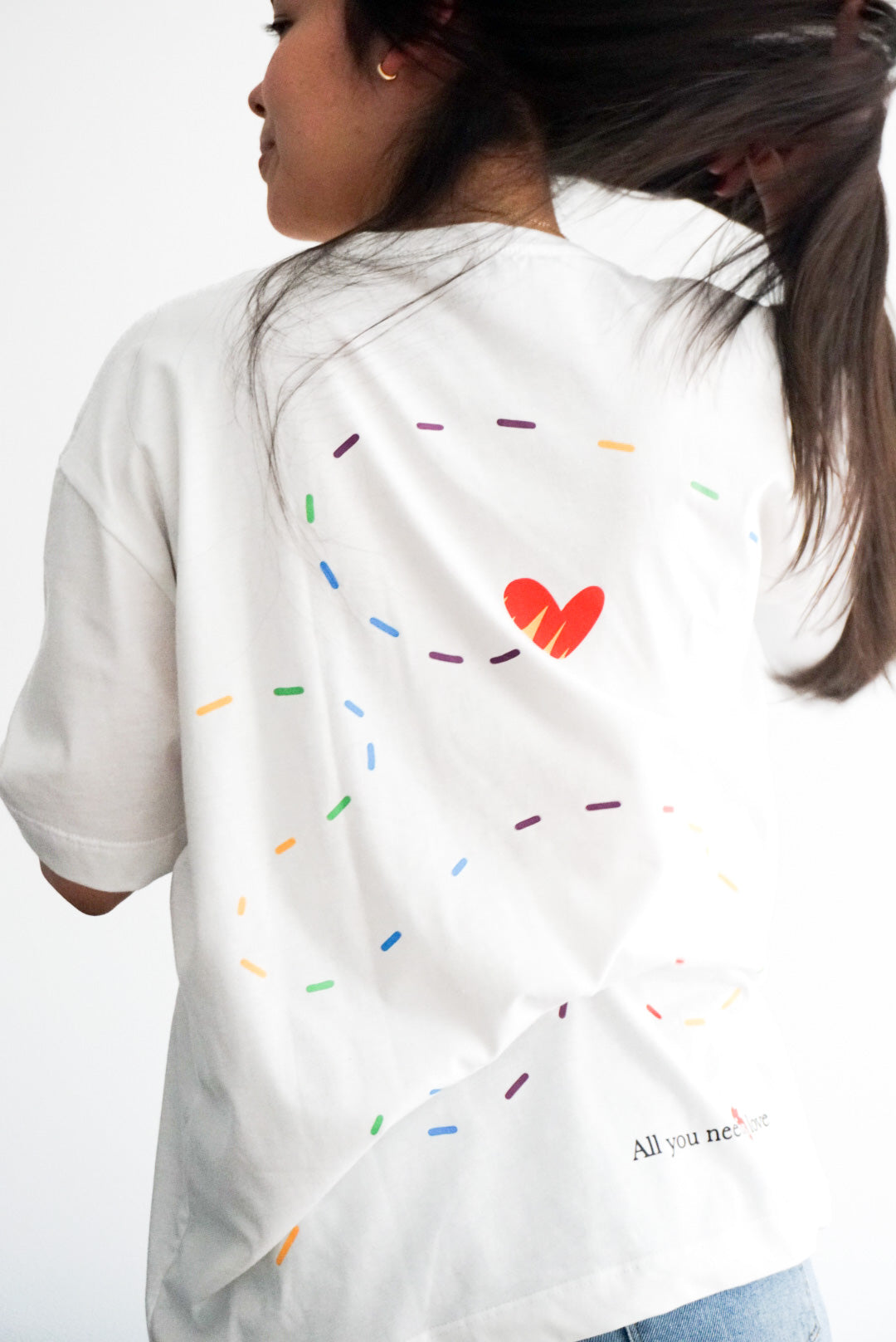 Camiseta Oversized All you need is Love
